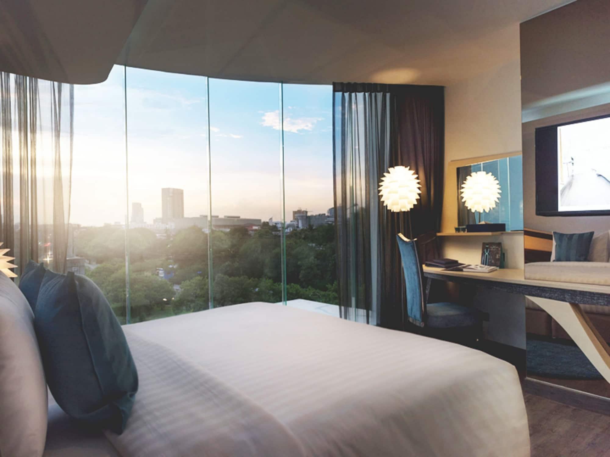 The Xtreme Suites Bangkok Exterior foto